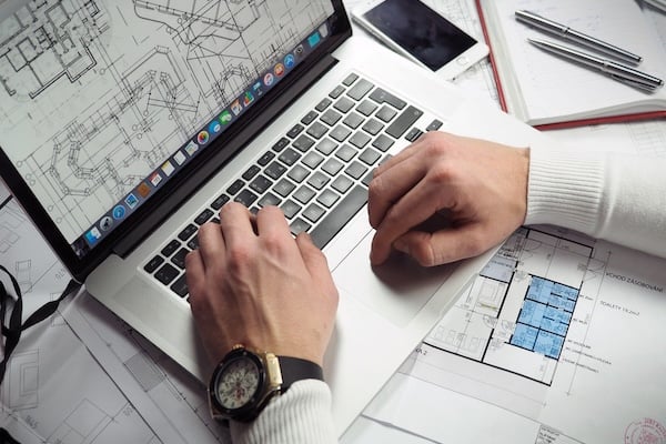 Laptop with Plans_600x400